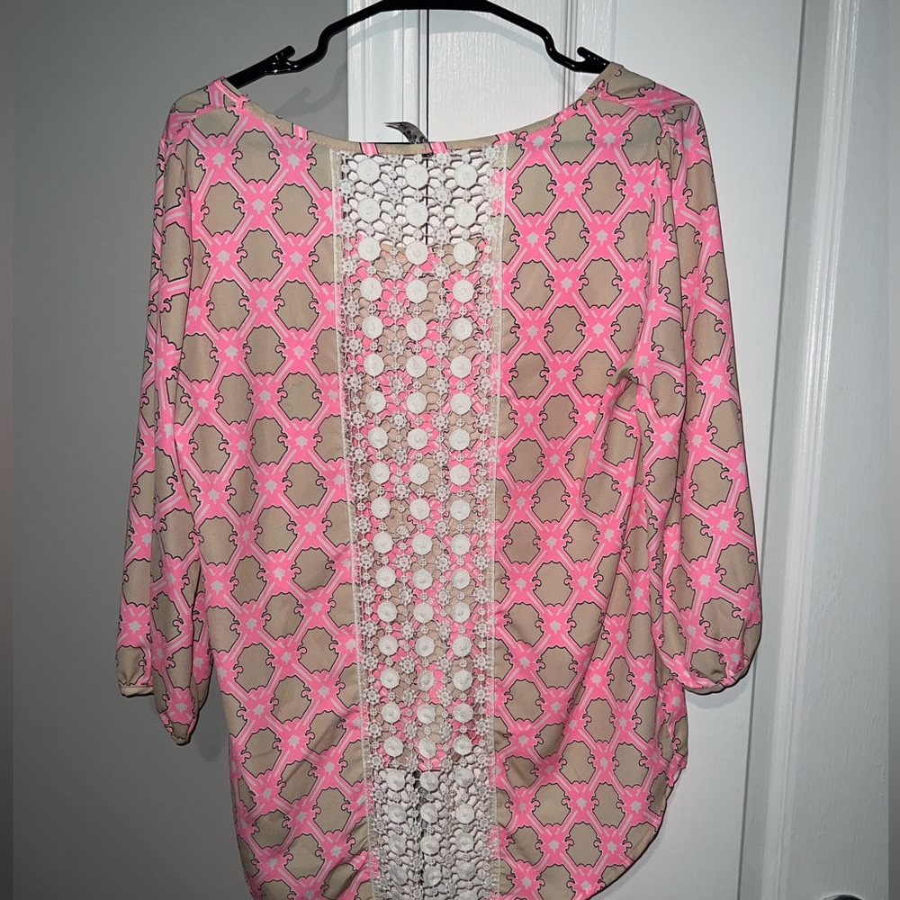 yahada top size medium hot pink and cream top